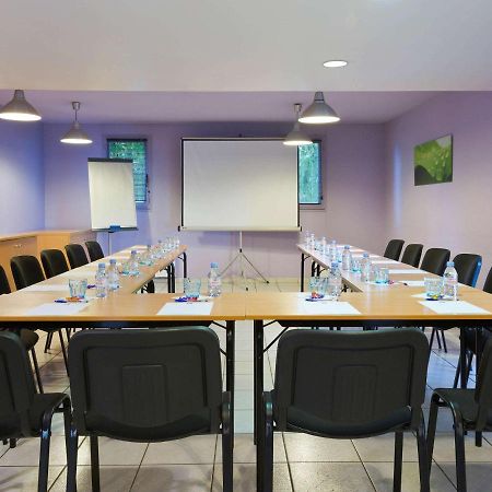 Ibis Budget Chilly-Mazarin Les Champarts Bagian luar foto