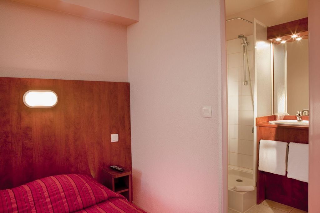 Ibis Budget Chilly-Mazarin Les Champarts Ruang foto