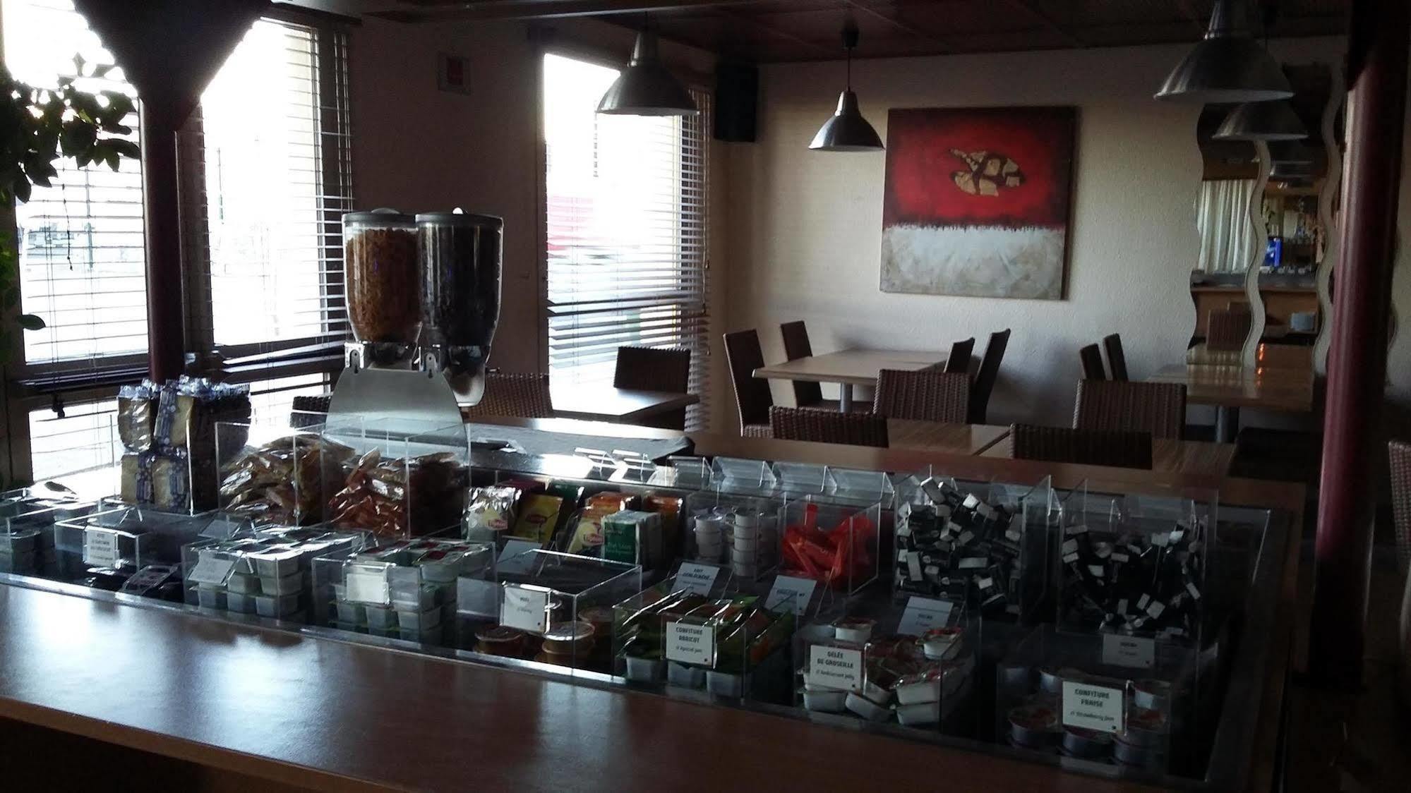 Ibis Budget Chilly-Mazarin Les Champarts Bagian luar foto
