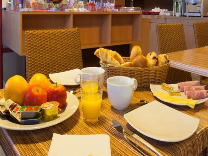 Ibis Budget Chilly-Mazarin Les Champarts Bagian luar foto